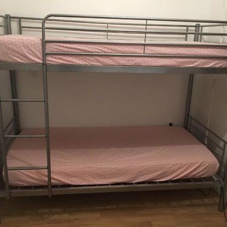 Lori Hostel Bobigny Eksteriør bilde